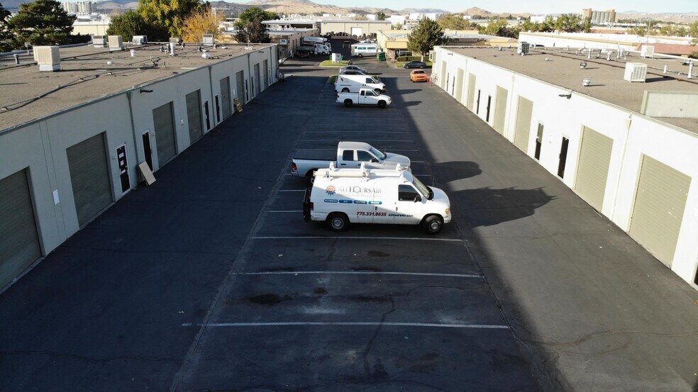 More Photos Of 385 Freeport Blvd, Sparks Light Distribution For Lease