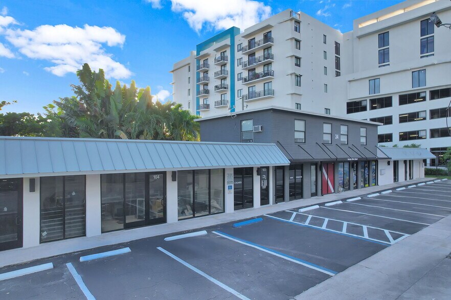 More Photos Of 24 NE 1st Ave, Dania Beach Loft Creative Space For Sale