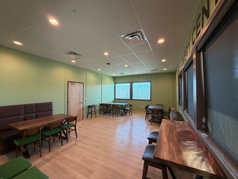 More Photos Of 12634 Indore Pl, Littleton Restaurant For Sale