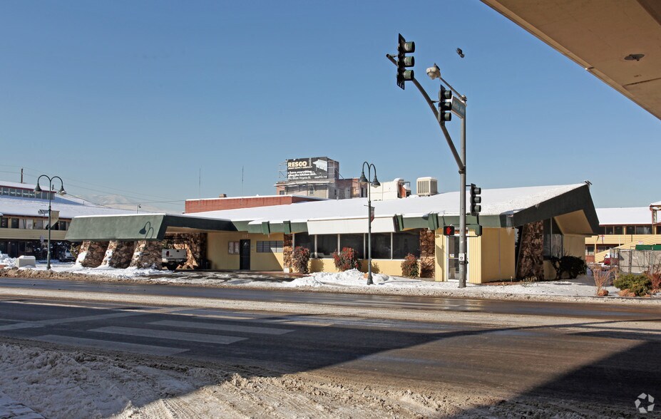 Primary Photo Of 795 E 4th St, Reno Restaurant For Sale
