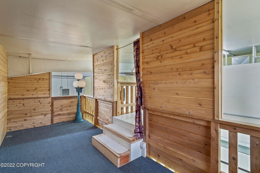 More Photos Of 36142 Pine St, Soldotna Light Manufacturing For Sale