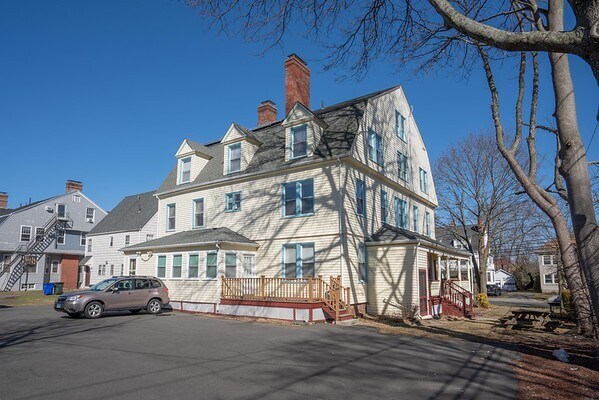 More Photos Of 31 S Highland St, West Hartford Apartments For Sale