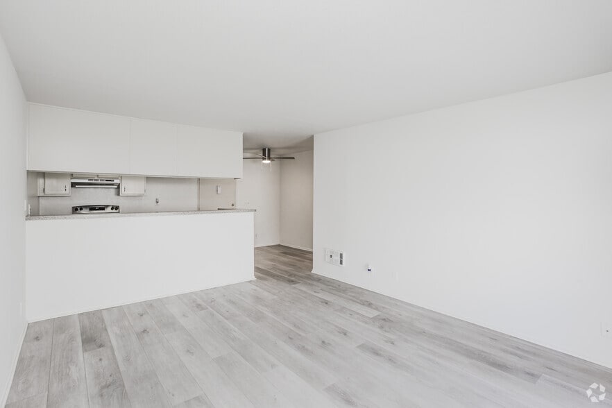 More Photos Of 3415 Linden Ave, Long Beach Apartments For Sale