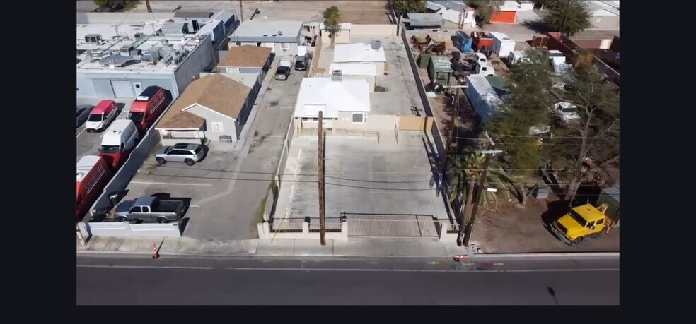 Primary Photo Of 3706 Vegas Dr, Las Vegas Office For Sale