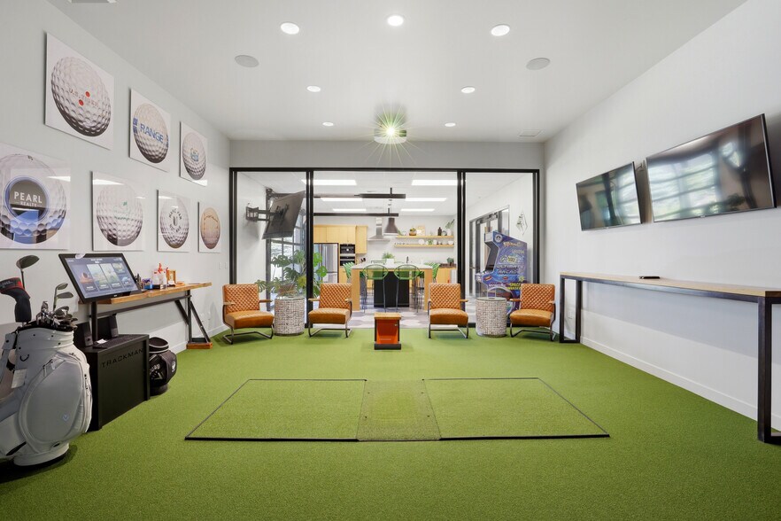 More Photos Of 9493 N Government Way, Hayden Office For Sale