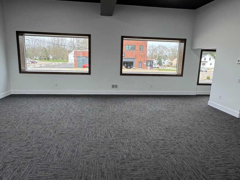 More Photos Of 2229 Greensburg Rd, Canton Auto Repair For Sale