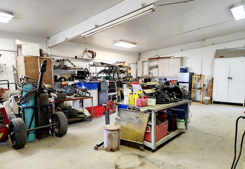 More Photos Of 1430 Thorpe, Dona Ana Manufacturing For Lease