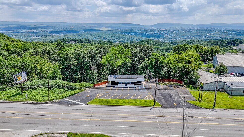More Photos Of 1610 Scranton Carbondale Hwy, Dickson City Fast Food For Lease