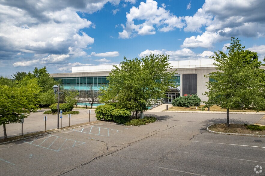 More Photos Of 1467 Rt 31 S, Annandale Office For Sale