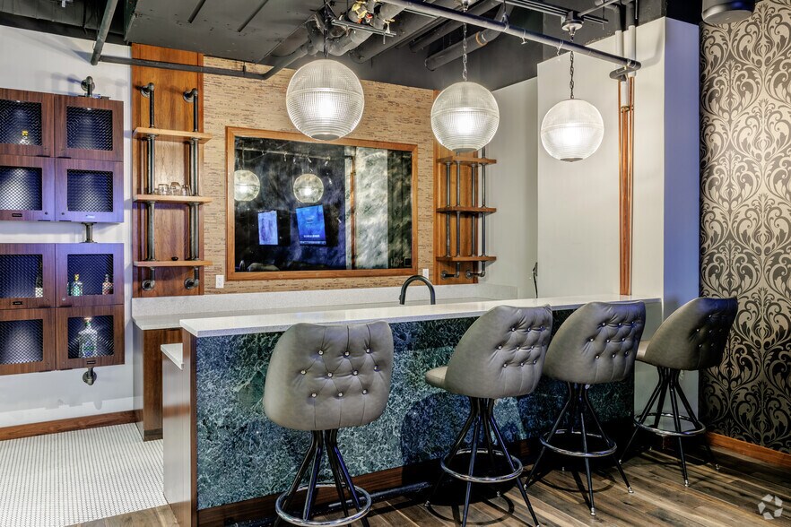 More Photos Of 518 17th St, Denver Office For Lease