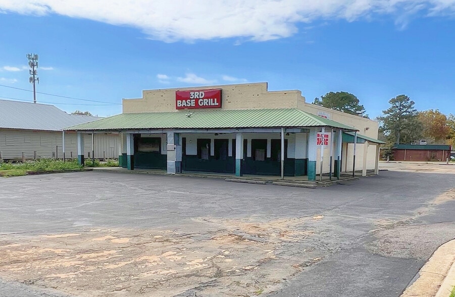 Primary Photo Of 7904 Memorial Pky SW, Huntsville Bar For Sale