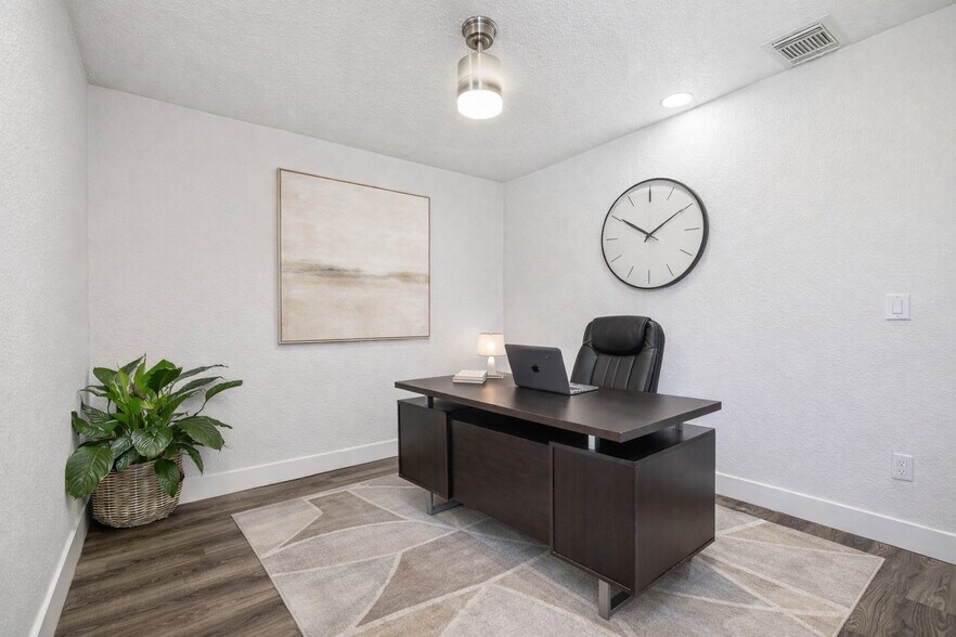 More Photos Of 6010 Wall St, Port Richey Warehouse For Sale