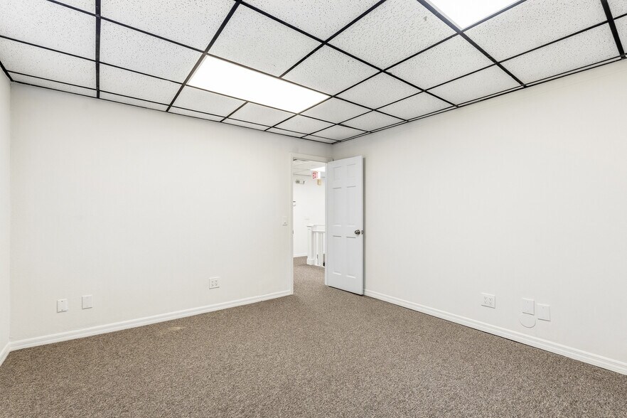 More Photos Of 1507 20th St, Vero Beach Medical For Lease