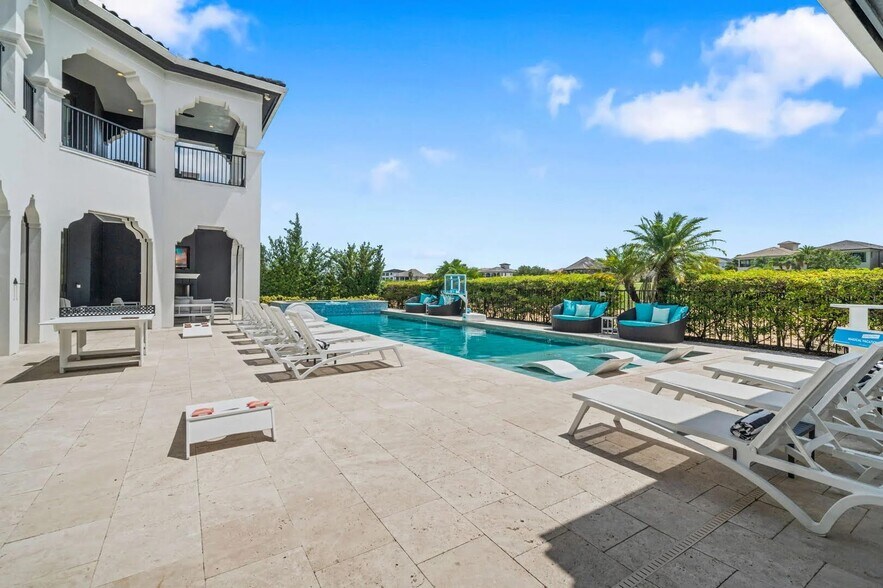 More Photos Of 521 Muirfield Loop, Reunion Specialty For Sale