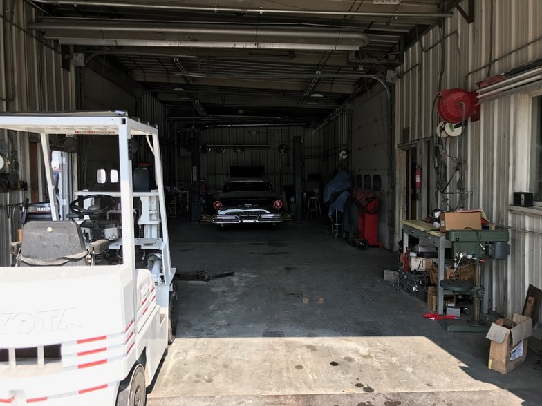 More Photos Of 101 Nepperhan Ave, Elmsford Service For Lease