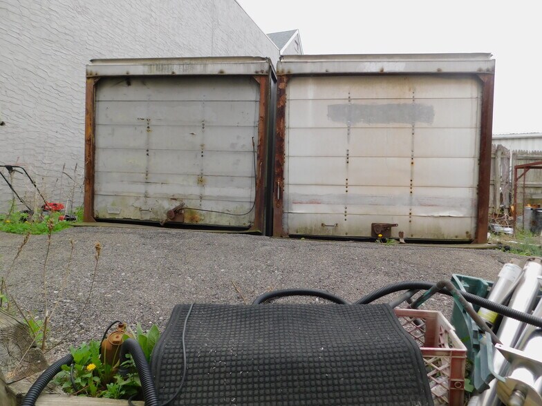 More Photos Of 448 Manville Rd, Pleasantville Office Residential For Sale