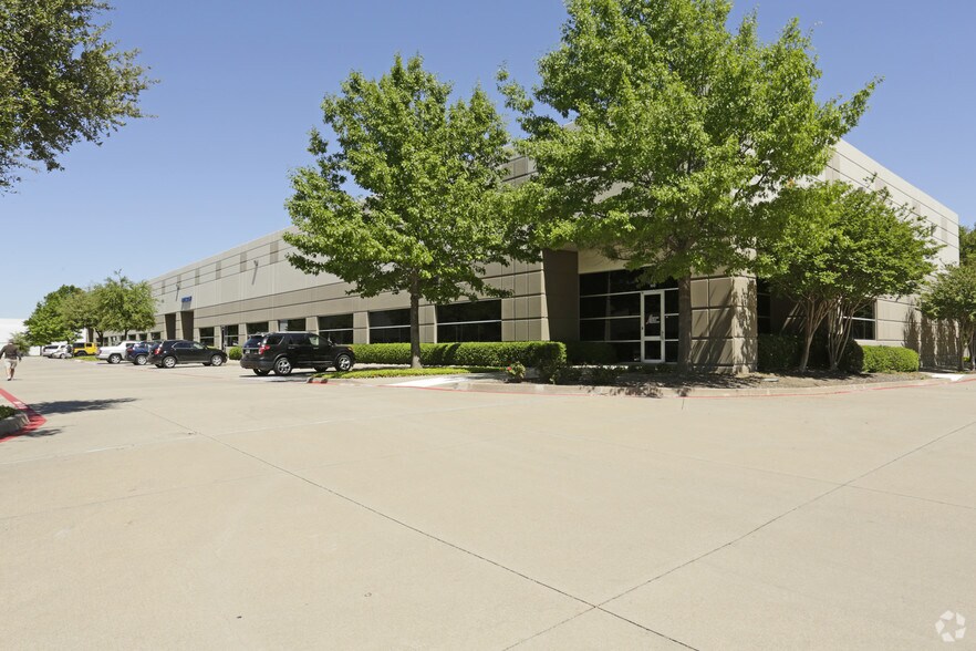 More Photos Of 440 Wrangler Dr, Coppell Industrial For Sale