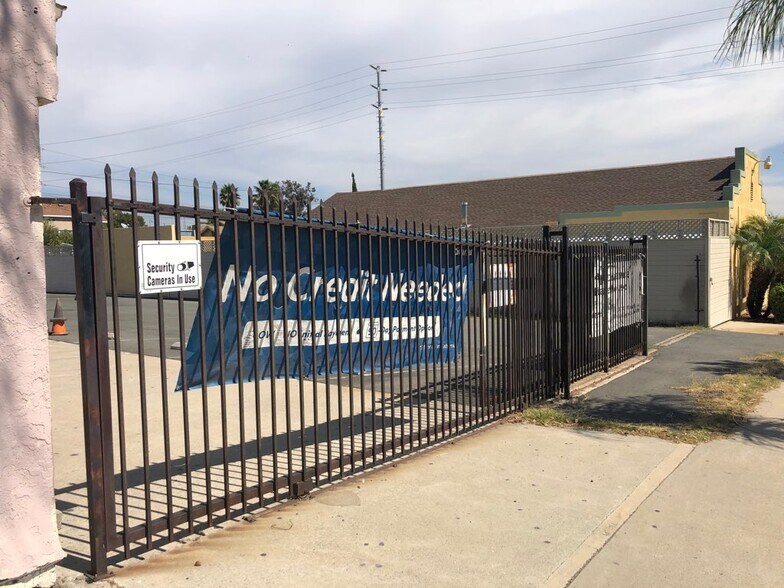 More Photos Of 3170 Market St, San Diego Contractor Storage Yard For Sale
