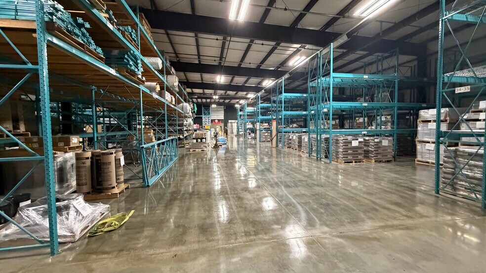 More Photos Of 5201 S 19th St, Lincoln Warehouse For Sale