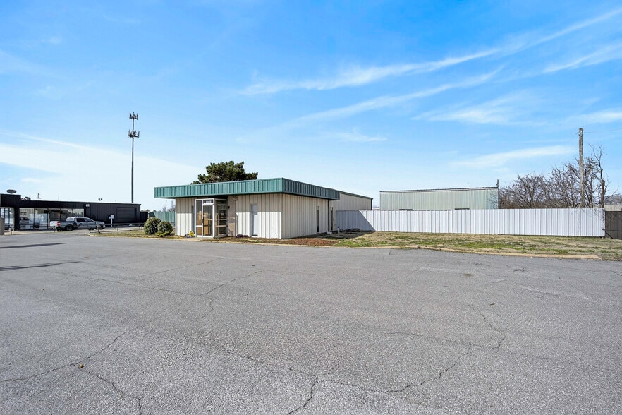 More Photos Of ,  Unknown For Sale