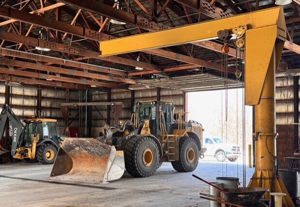 More Photos Of 901 US 6 Hwy, Spring Valley Warehouse For Lease
