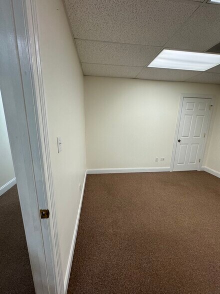 More Photos Of 332 2nd Ave E, Oneonta Office For Sale
