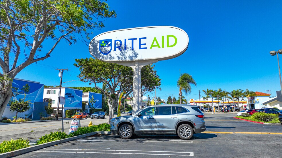 More Photos Of 1740 Aviation Blvd, Redondo Beach Unknown For Lease