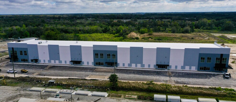 More Photos Of 1585 Centennial Blvd, Bartow Unknown For Lease