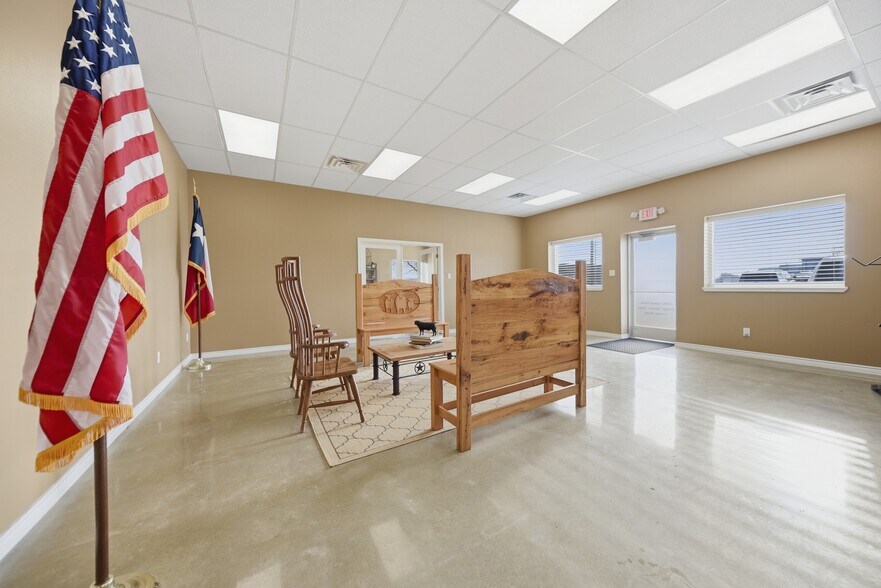 More Photos Of 8826 Gauge Dr, College Station Industrial For Sale