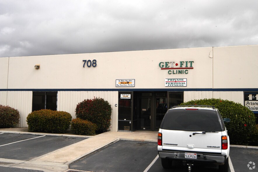 More Photos Of 708 W Mill St, San Bernardino Warehouse For Lease