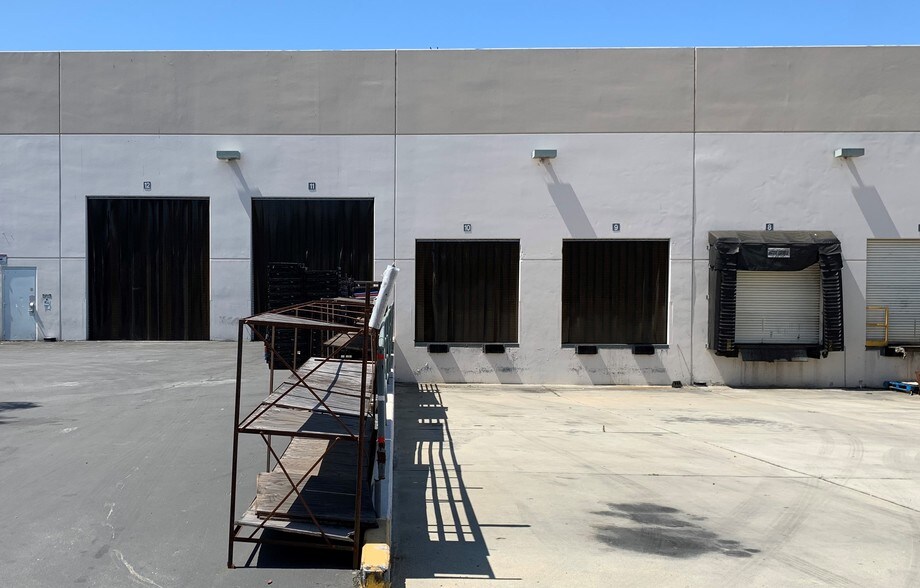 More Photos Of 2560 Progress St, Vista Manufacturing For Lease