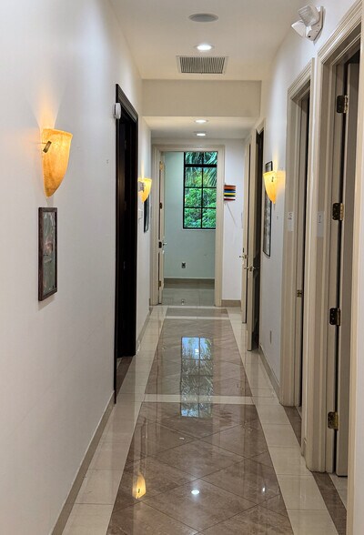 More Photos Of 1015 W Indiantown Rd, Jupiter Medical For Lease