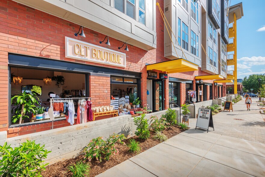 More Photos Of 1425 Winnifred St, Charlotte Apartments For Lease