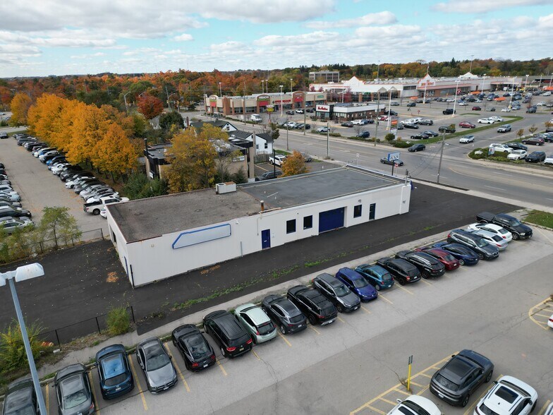 More Photos Of 142 Cross Ave, Oakville Auto Repair For Sale