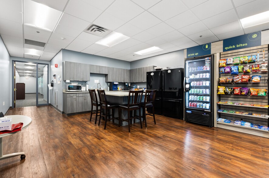 More Photos Of 175 Sullys Trl, Pittsford Unknown For Lease