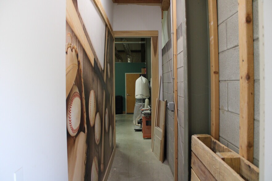 More Photos Of 7801 Corporate Blvd, Plain City Industrial For Sale