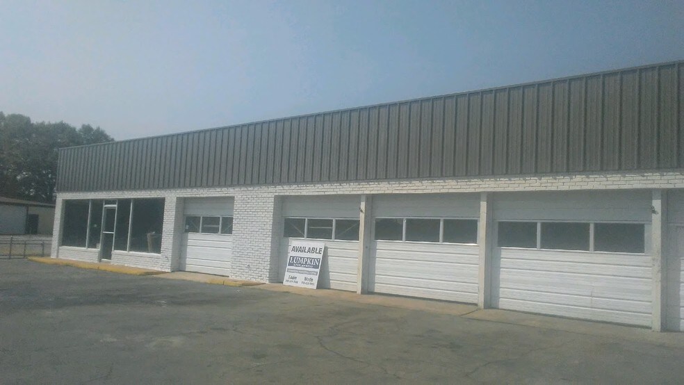 More Photos Of 801 14th St N, Bessemer Auto Repair For Lease