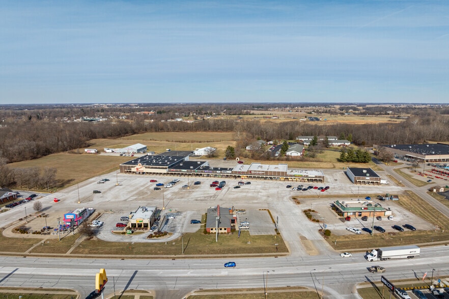 More Photos Of 1624-1644 E State Road 44, Shelbyville Unknown For Lease
