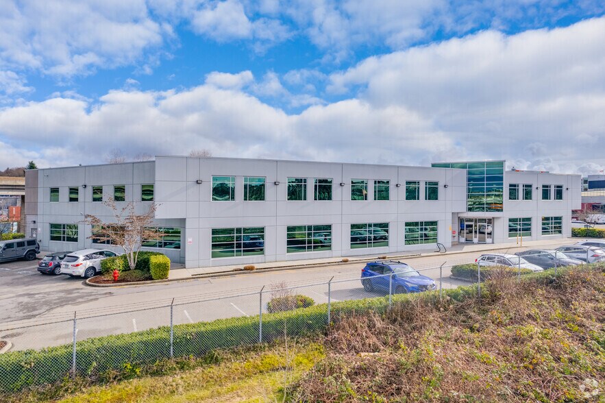 More Photos Of 1868 Glen Dr, Vancouver Office For Lease