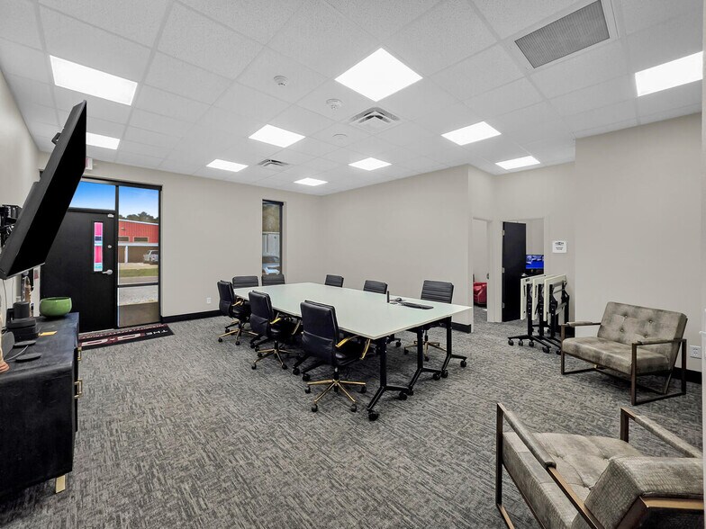 More Photos Of 3410 I-10 W, Orange Office For Sale