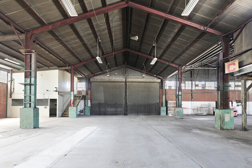 More Photos Of 1577 23rd st, Los Angeles Industrial For Sale