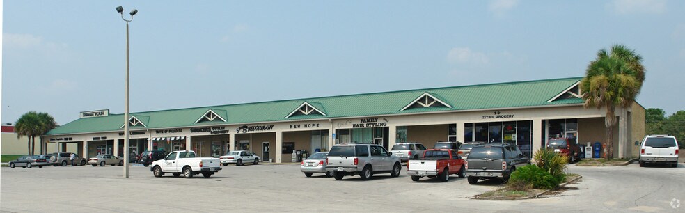 More Photos Of 9415 SE Maricamp Rd, Ocala Storefront Retail Office For Sale