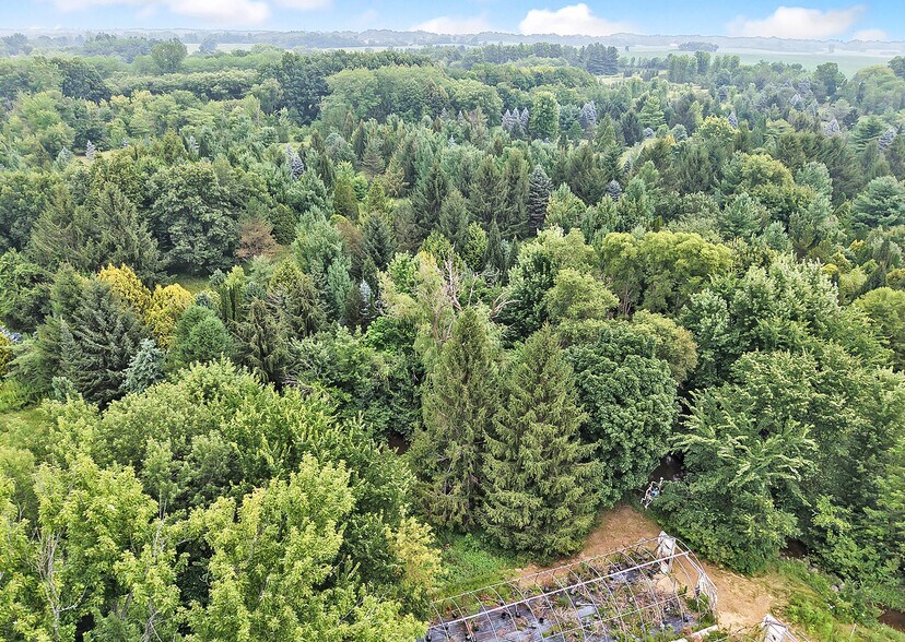 More Photos Of 3004 Stieg Rd, Woodstock Garden Center For Sale