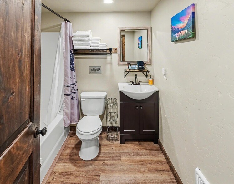 More Photos Of 1040 Roost Way, Columbia Falls Specialty For Sale
