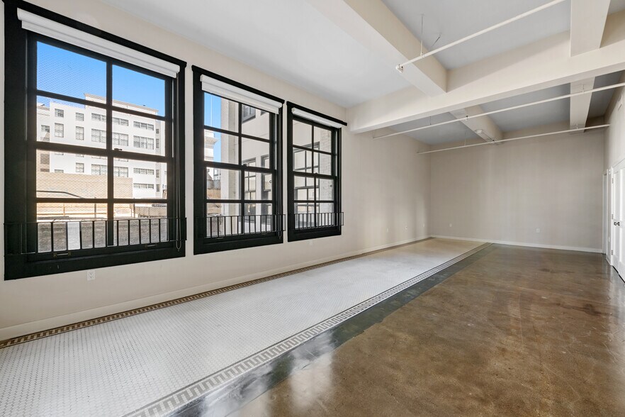 More Photos Of 449 S Broadway, Los Angeles Apartments For Sale