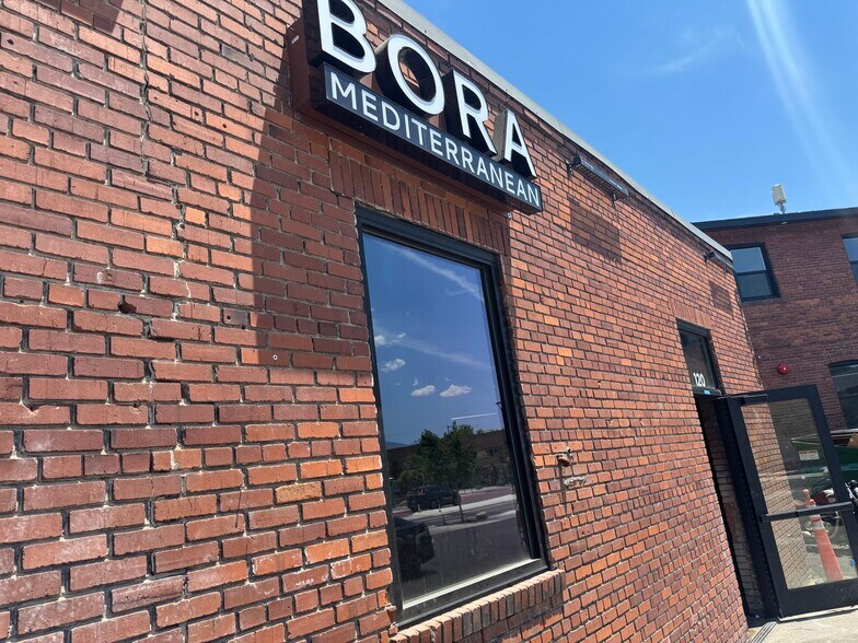 More Photos Of 960 S Virginia St, Reno Storefront Retail Office For Sale