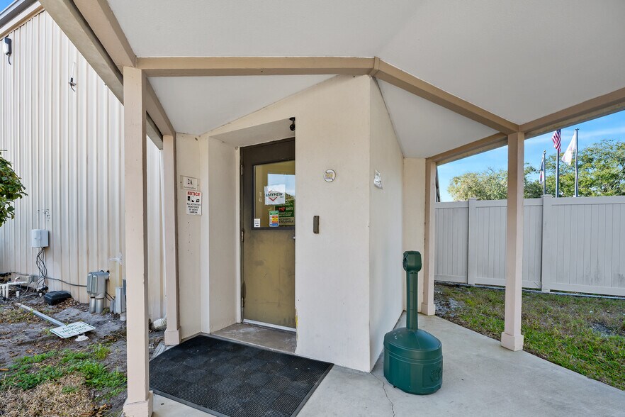More Photos Of 2 Sunshine Blvd, Ormond Beach Light Distribution For Lease