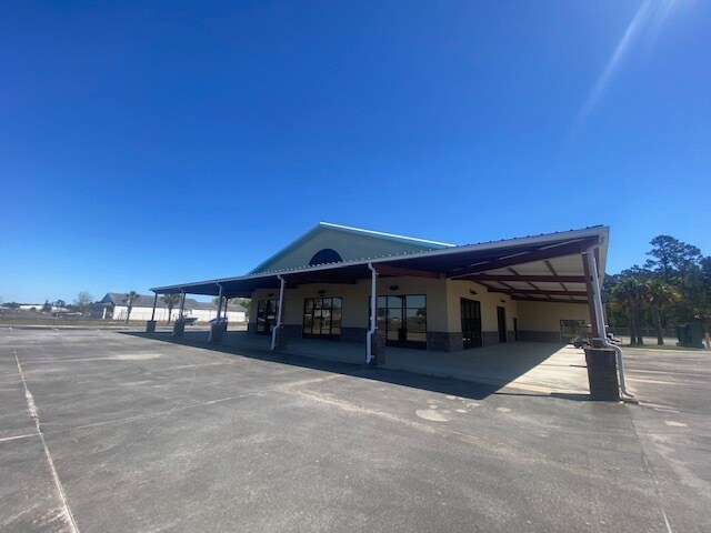 More Photos Of 2700 Highway 52, Moncks Corner Showroom For Lease