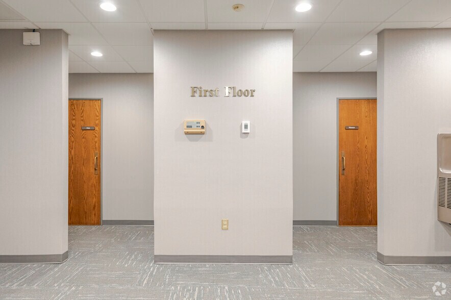 More Photos Of 22 Waterville Rd, Avon Medical For Sale