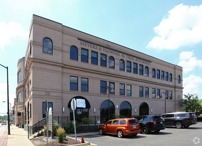More Photos Of 3 N 2nd St, Saint Charles Office For Lease
